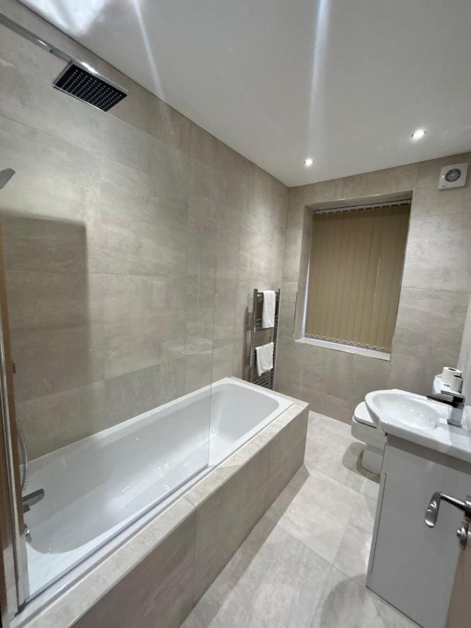 Strawberry Fields Suite By Sasco Apartments Blackpool Exterior photo